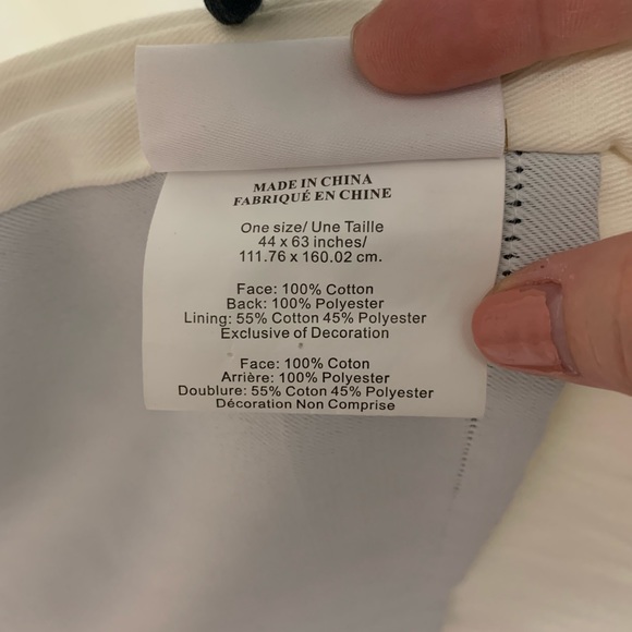 Emily & Merritt Pottery Barn blackout curtains - Picture 6 of 6